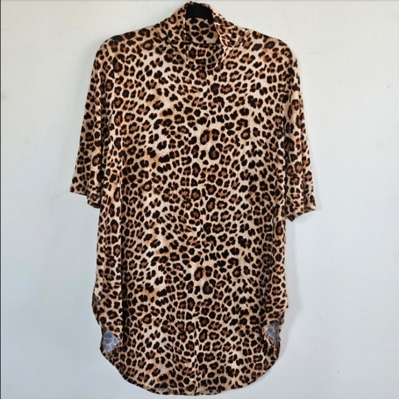 TORRID ANIMAL PRINT TURTLE NECK TUNIC WOMEN'S PLUS SIZE 1 - Picture 2 of 2